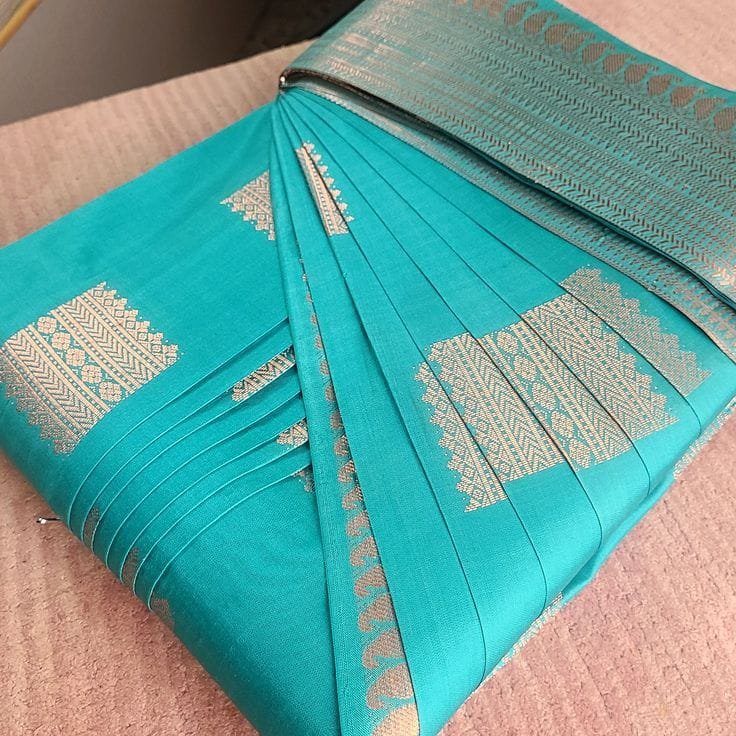 Single Saree Pre-Pleating